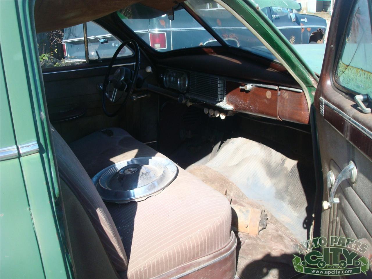 Packard Deluxe 8  1949