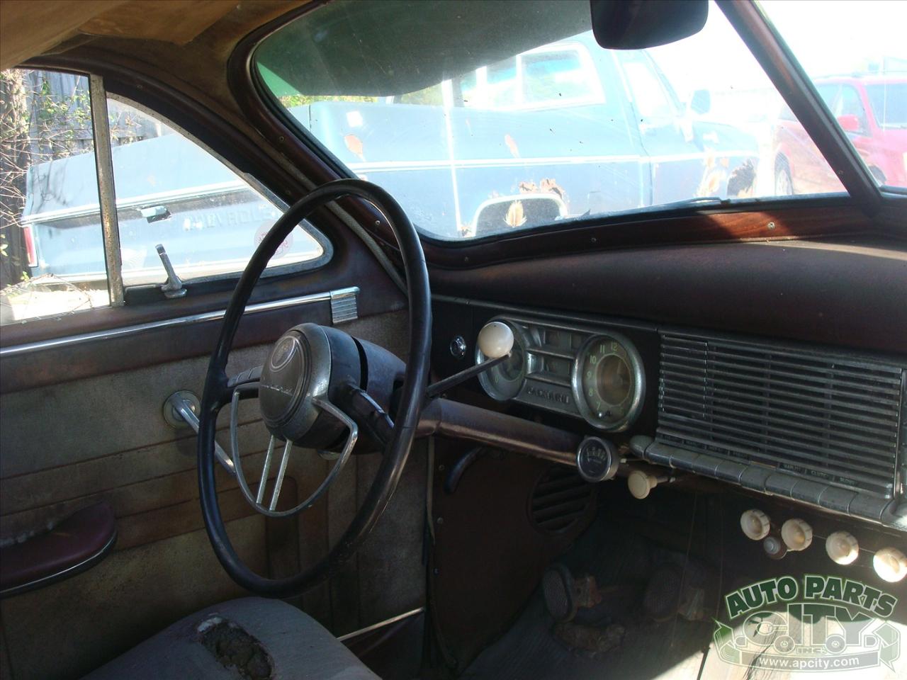 Packard Deluxe 8  1949