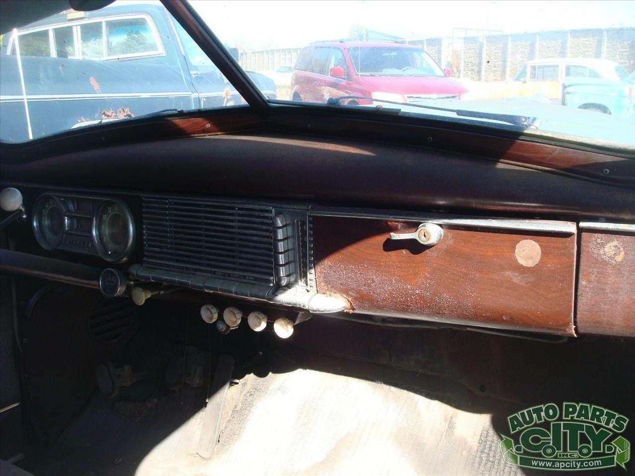 Packard Deluxe 8  1949