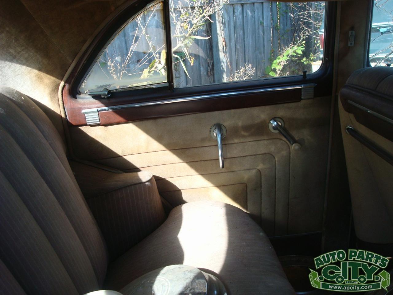 Packard Deluxe 8  1949