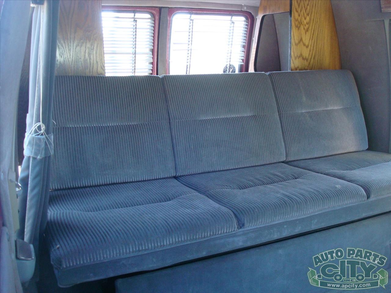 Dodge Ram Van B250 1988