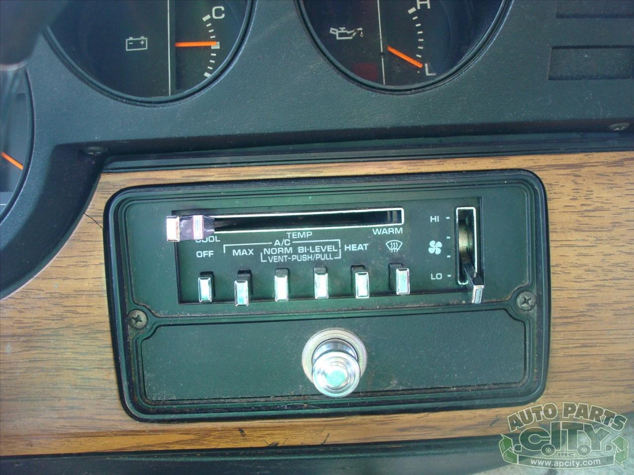 Dodge Ram Van B250 1988