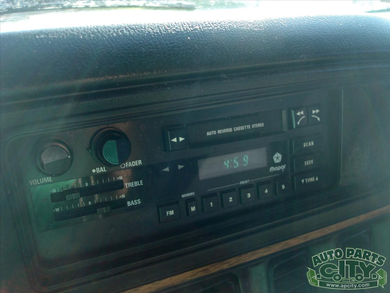 Dodge Ram Van B250 1988