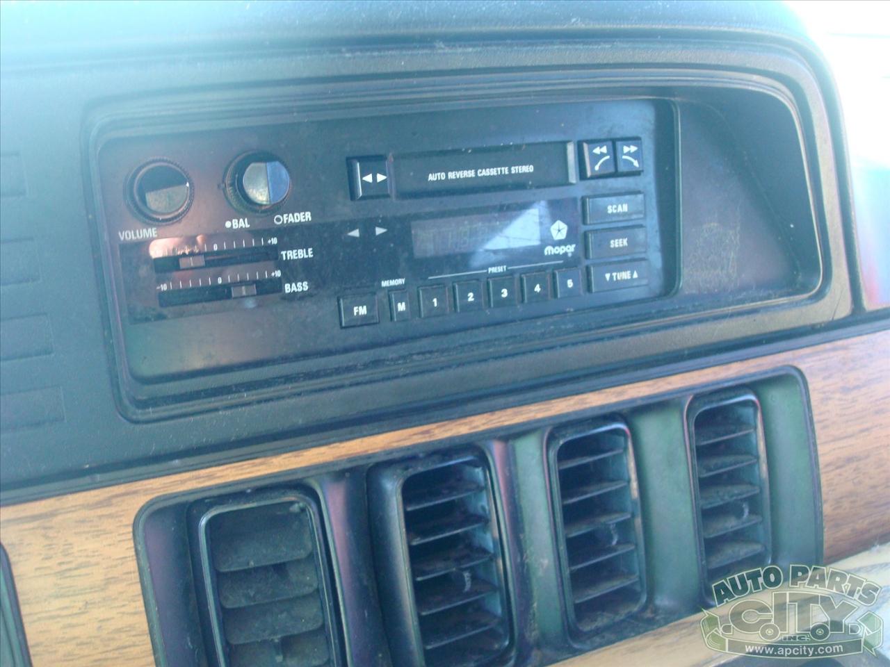 Dodge Ram Van B250 1988