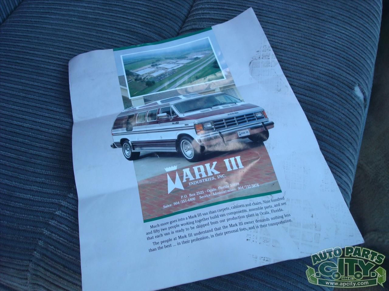 Dodge Ram Van B250 1988
