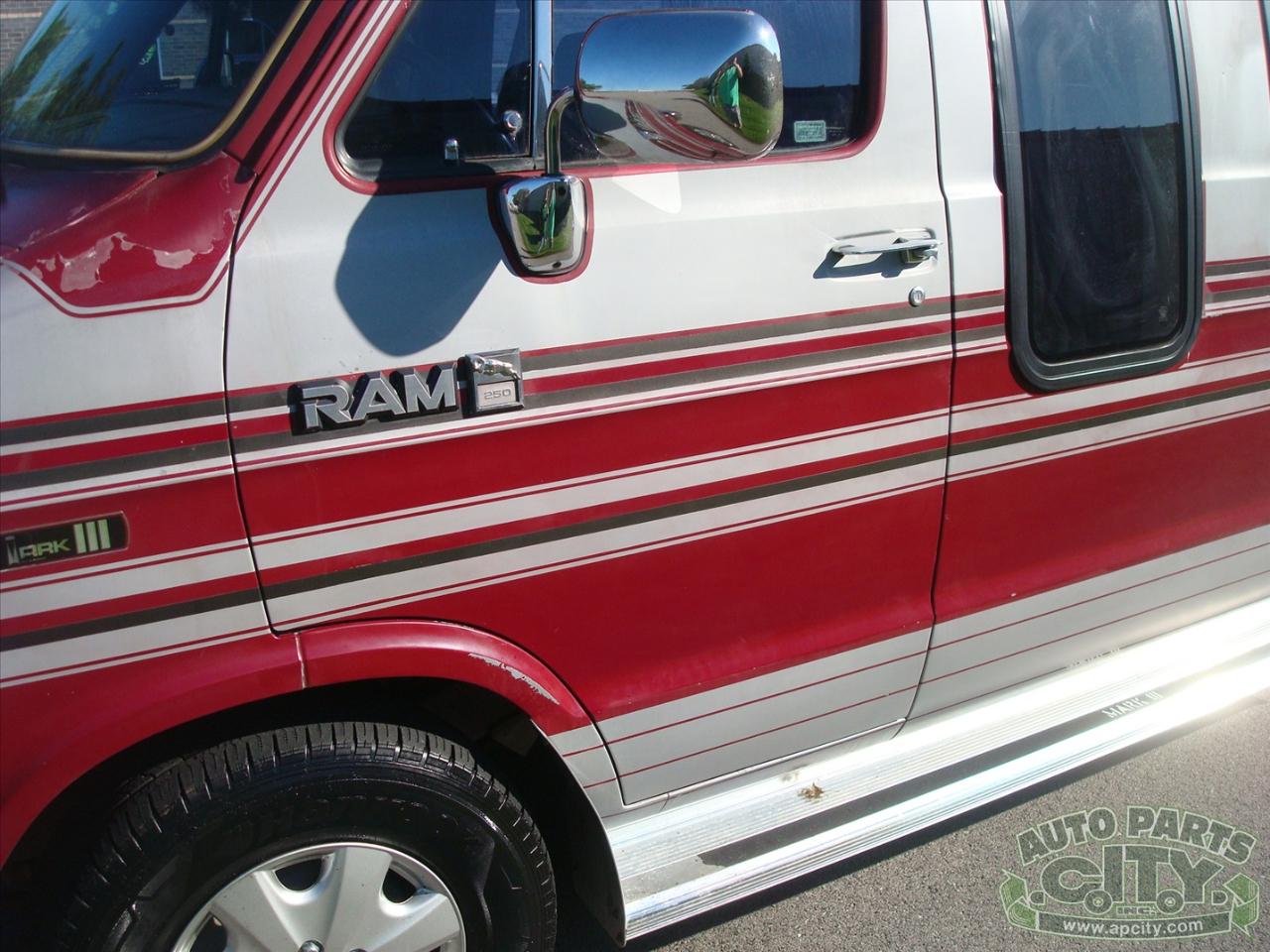 Dodge Ram Van B250 1988