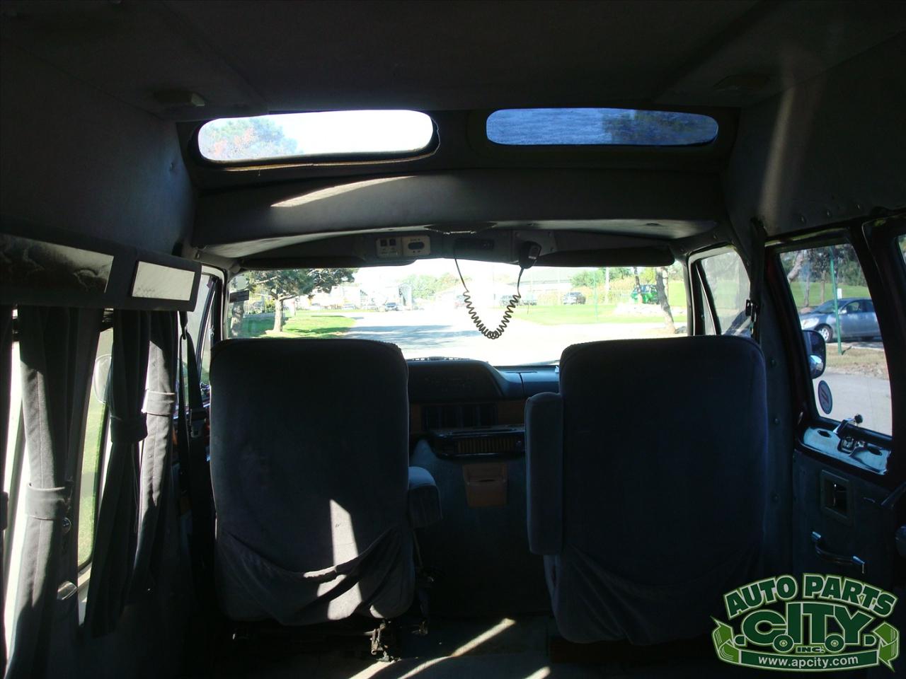 Dodge Ram Van B250 1988