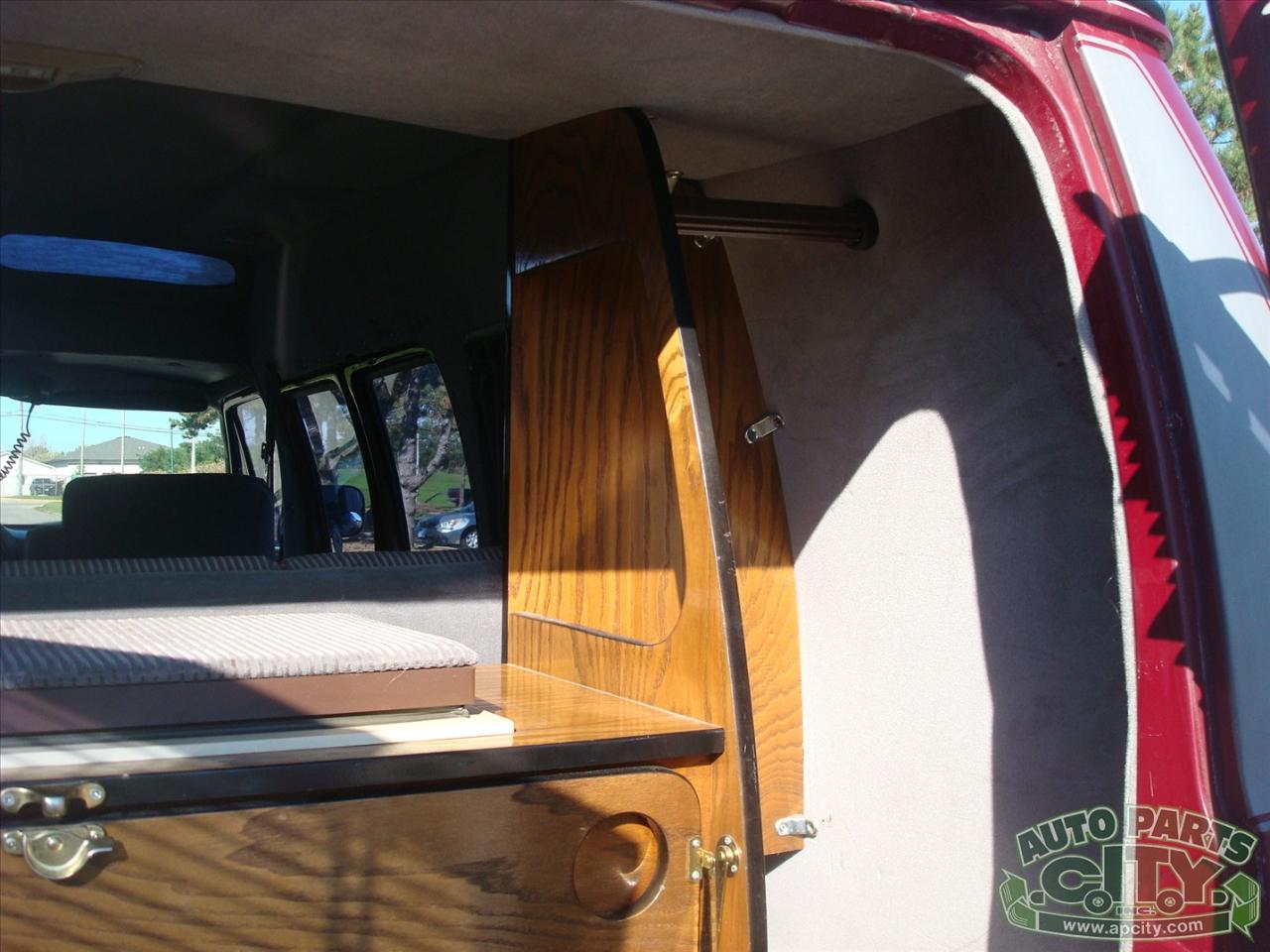Dodge Ram Van B250 1988