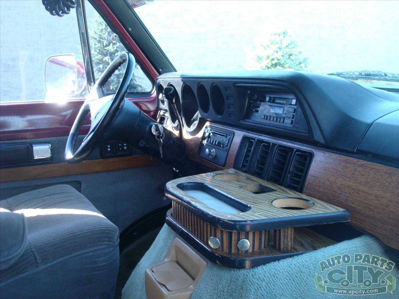 Dodge Ram Van B250 1988