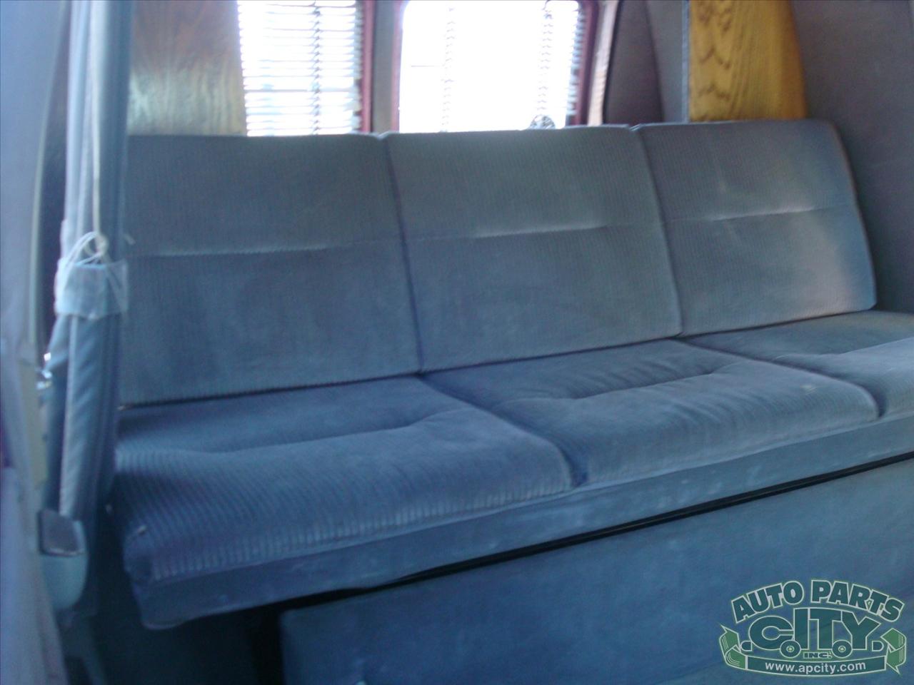 Dodge Ram Van B250 1988