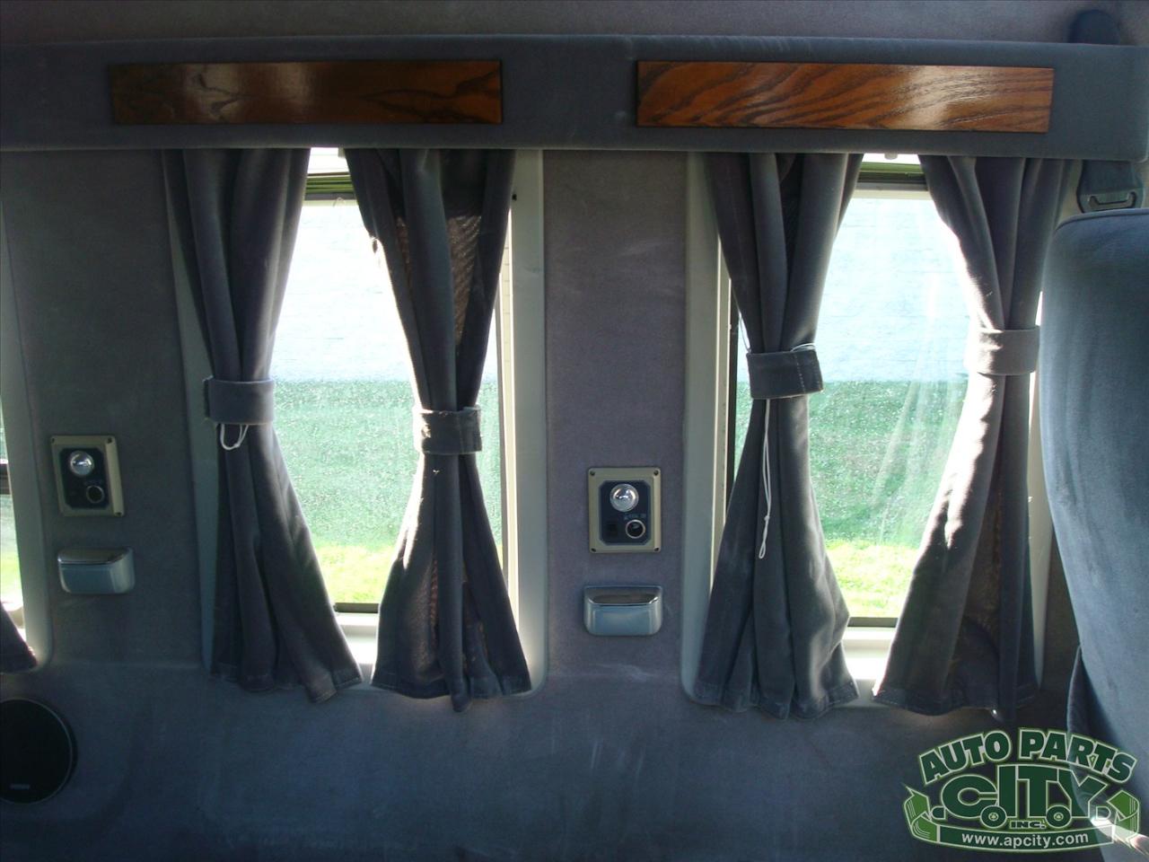 Dodge Ram Van B250 1988