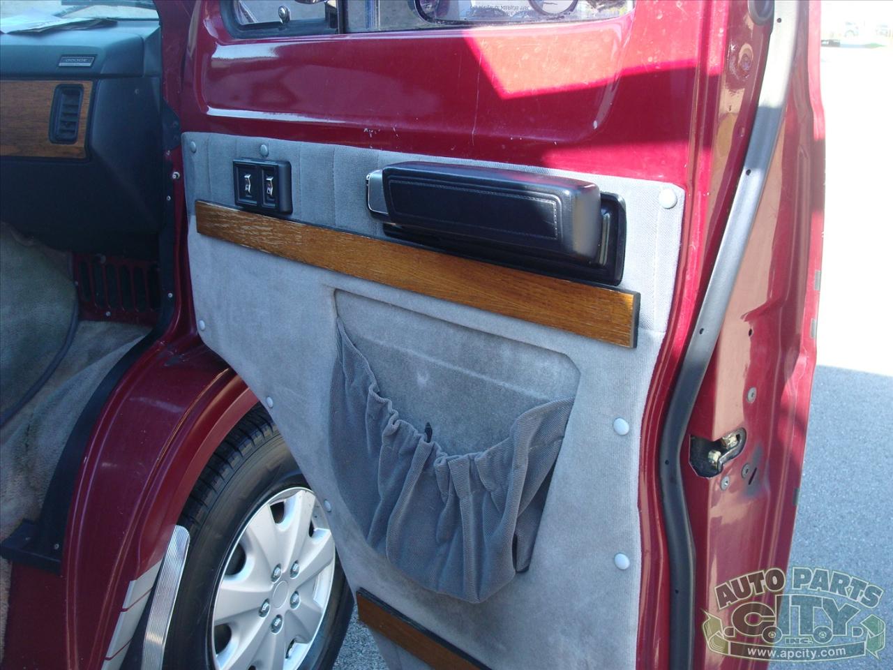 Dodge Ram Van B250 1988