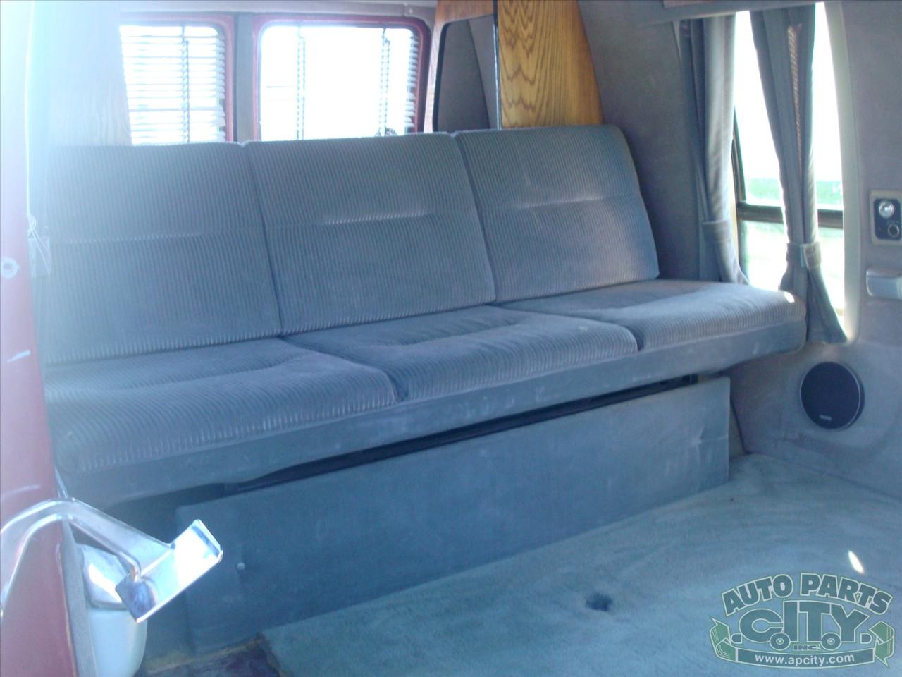 Dodge Ram Van B250 1988
