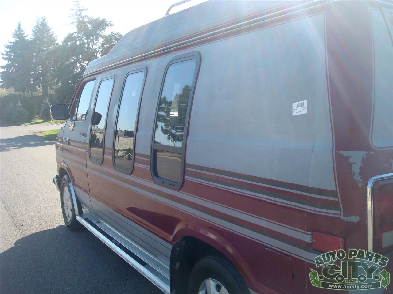 Dodge Ram Van B250 1988