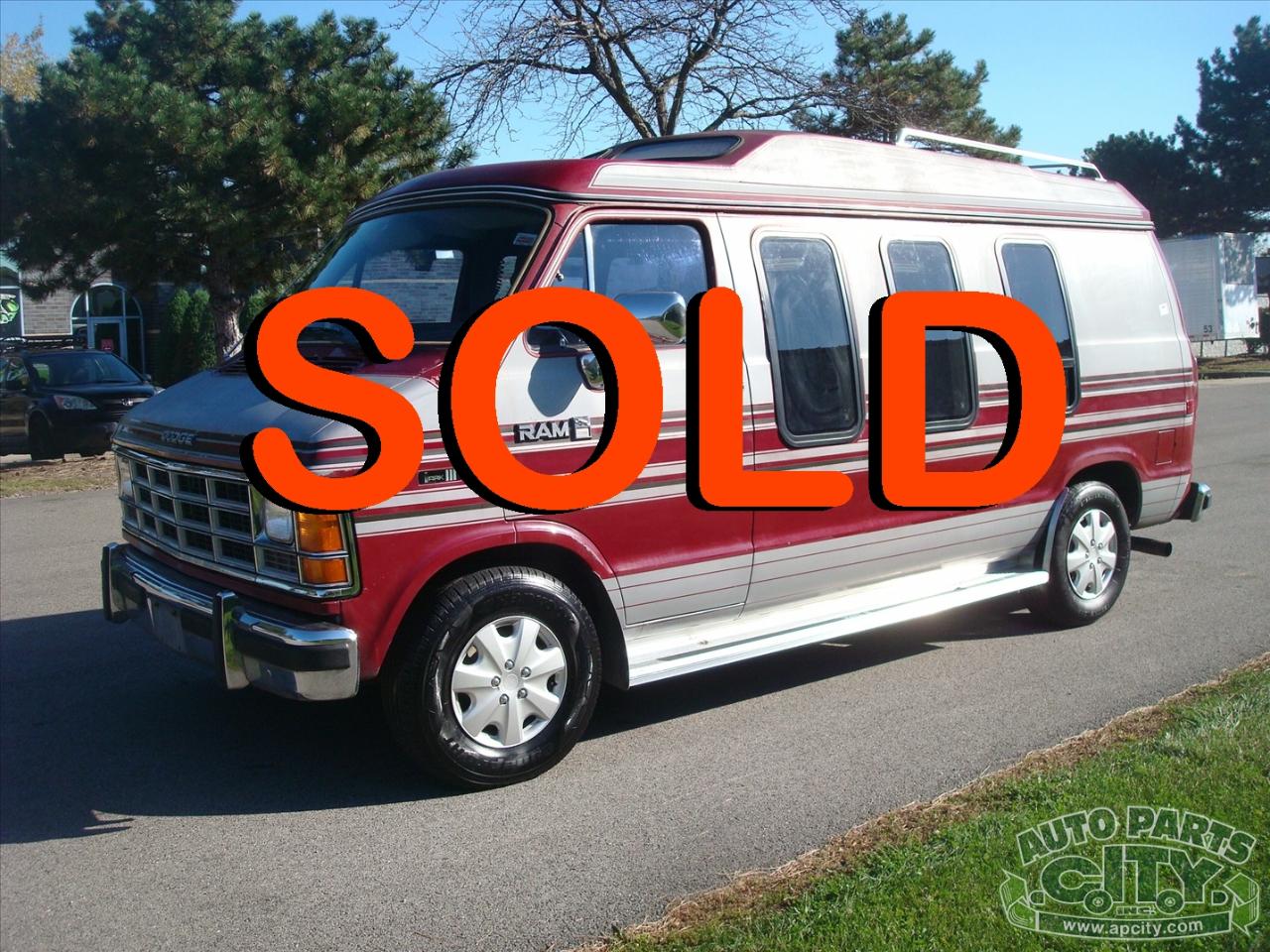 1988 Dodge Ram Van B250