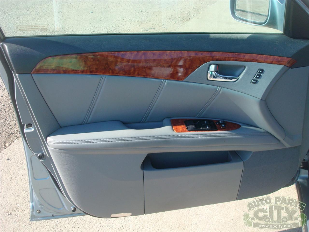 Toyota Avalon Limited 2006
