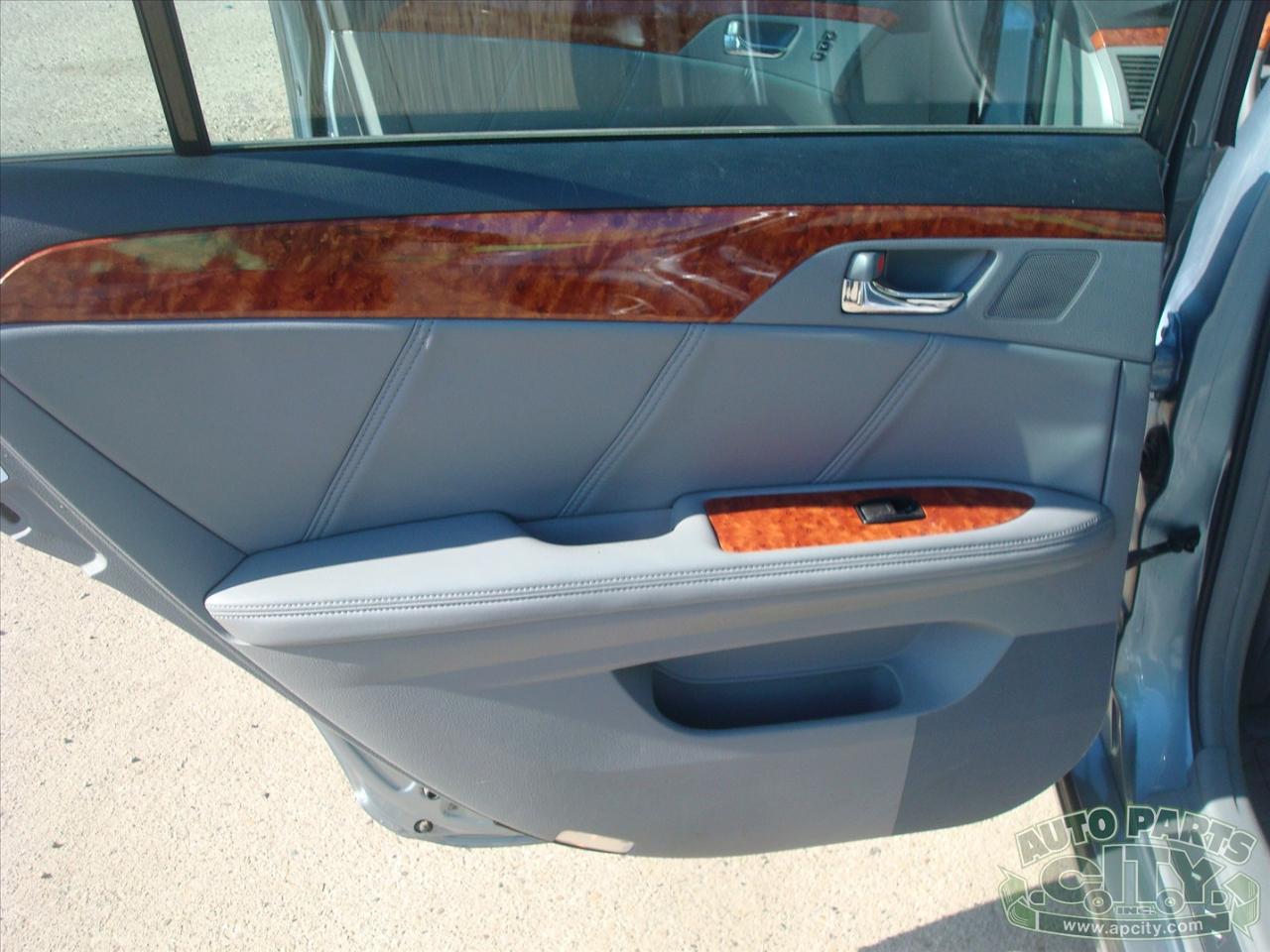 Toyota Avalon Limited 2006