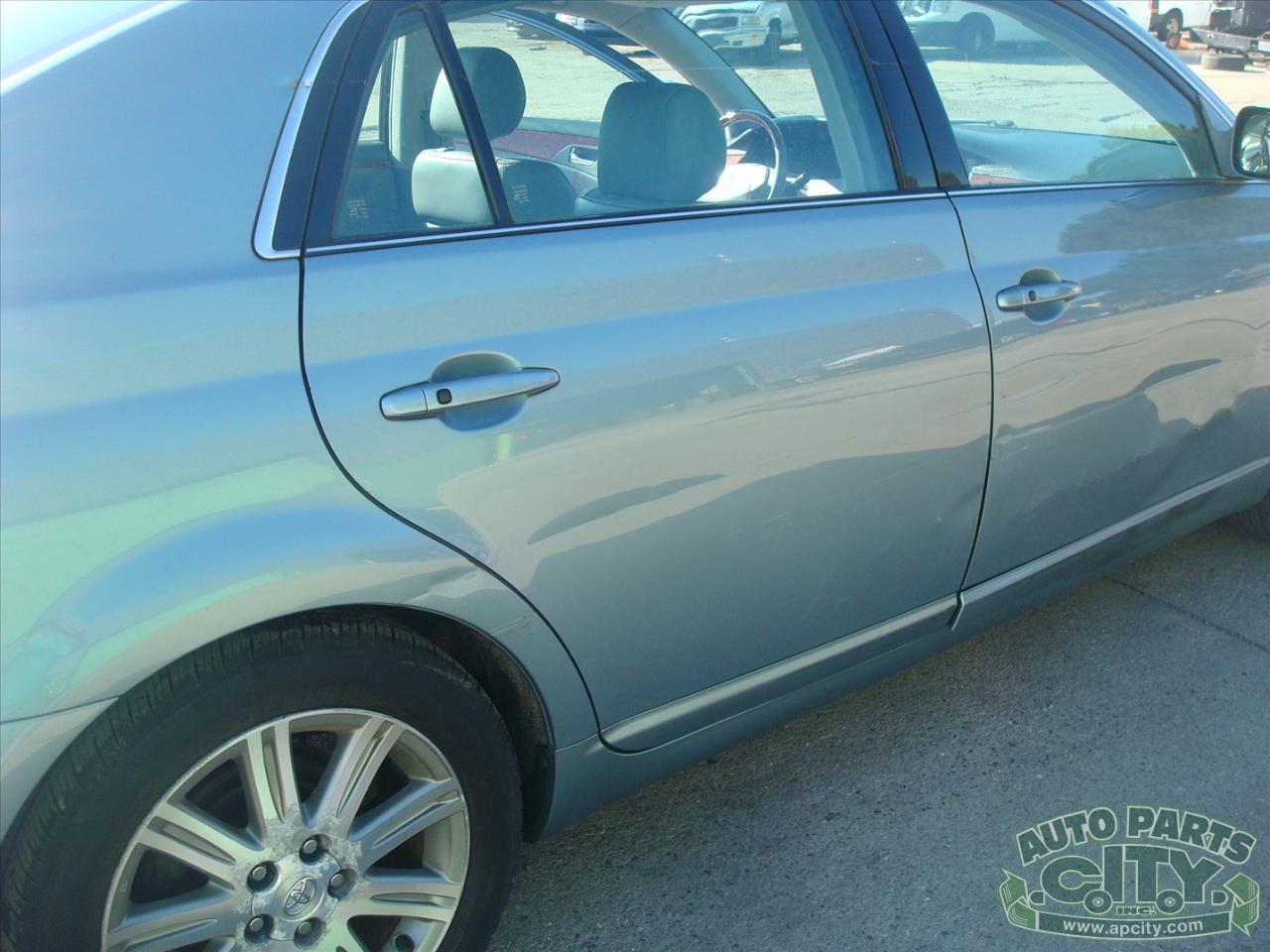 Toyota Avalon Limited 2006