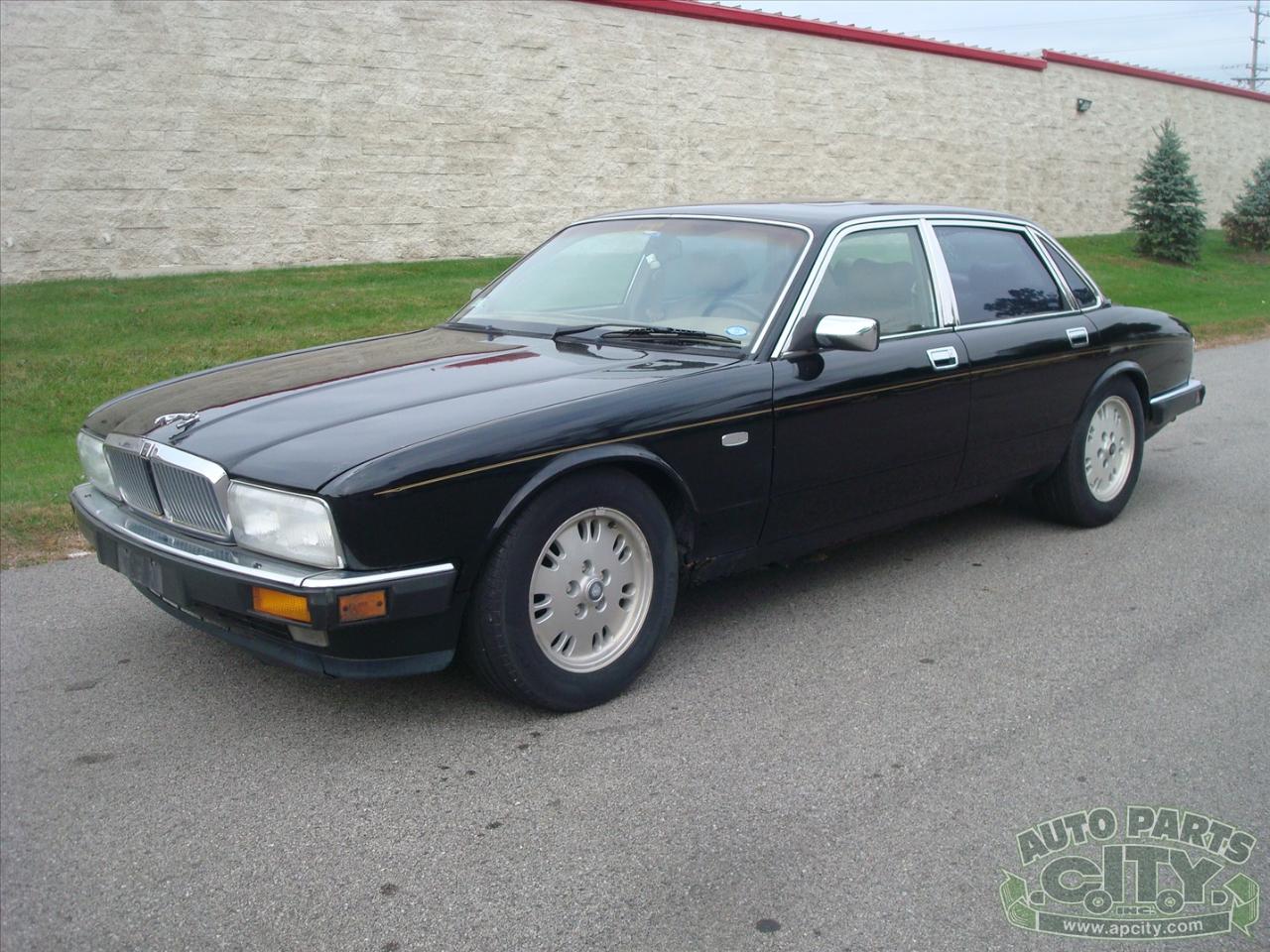 Jaguar XJ Sedan XJ6 1994