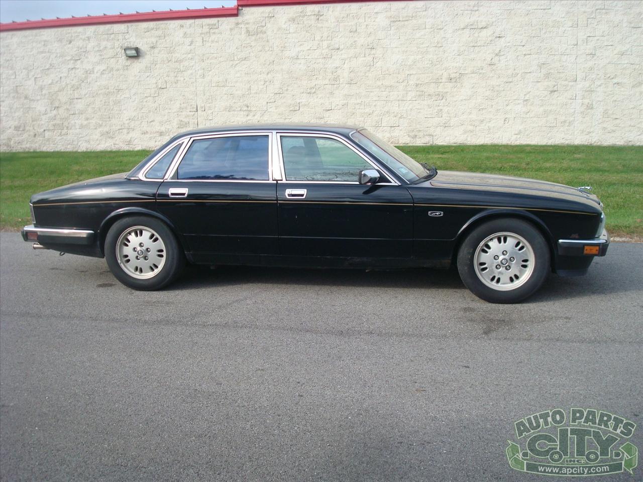 Jaguar XJ Sedan XJ6 1994