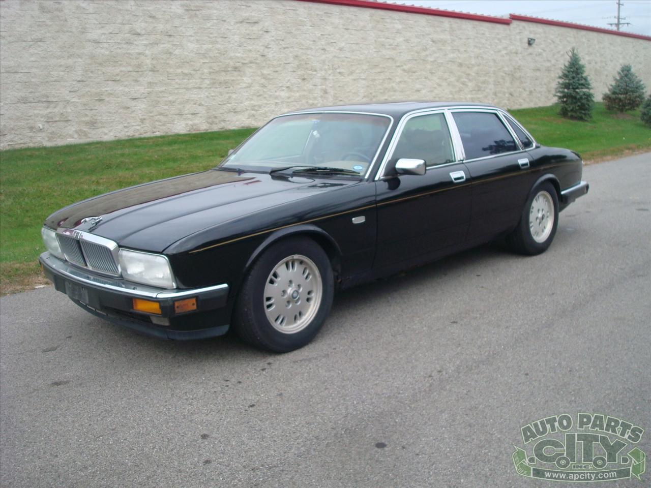 Jaguar XJ Sedan XJ6 1994