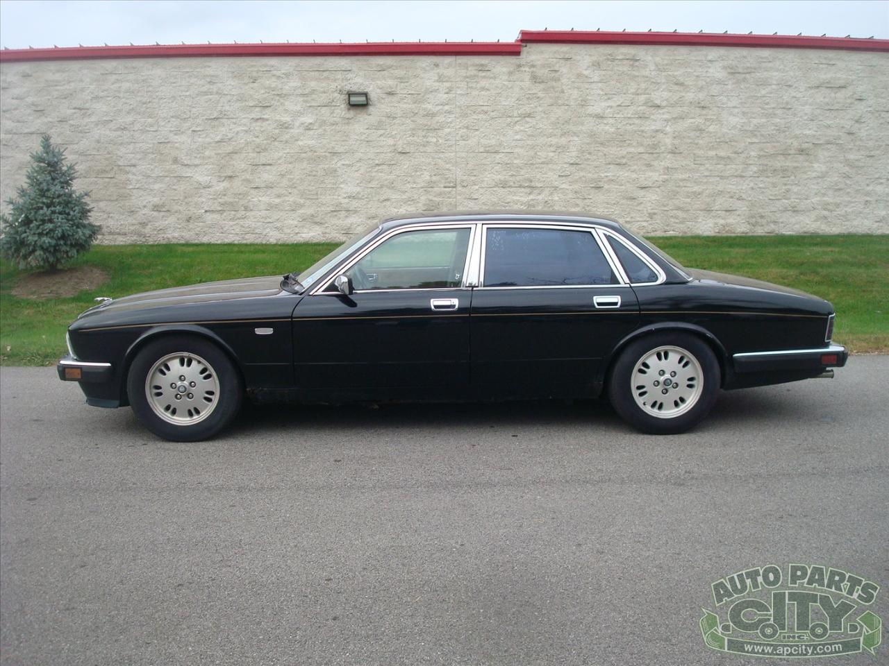 Jaguar XJ Sedan XJ6 1994