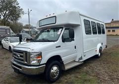 2017 Ford Econoline 