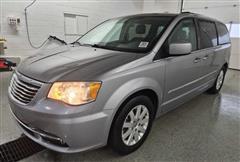2014 Chrysler Town & Country 