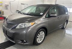 2012 Toyota Sienna 