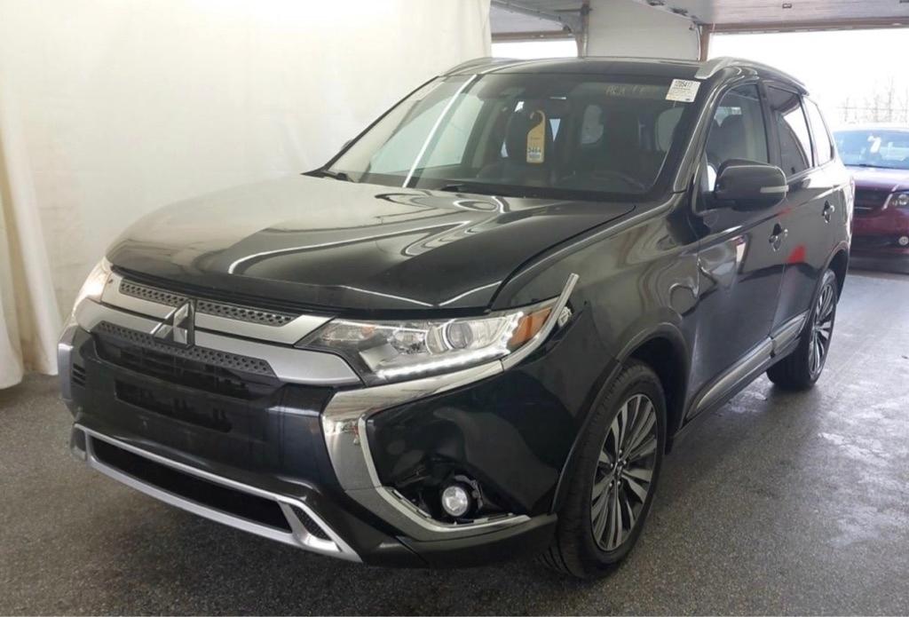 2020 Mitsubishi Outlander SEL FWD's photo
