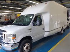 2015 Ford Econoline 