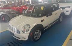 2009 MINI Cooper 