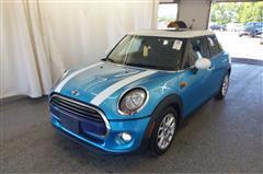 2017 MINI Cooper 