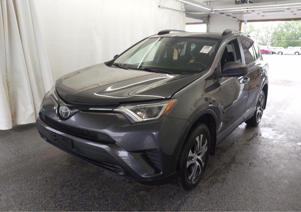 2018 Toyota RAV4 LE AWD