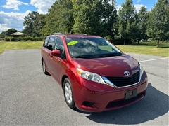 2014 Toyota Sienna 