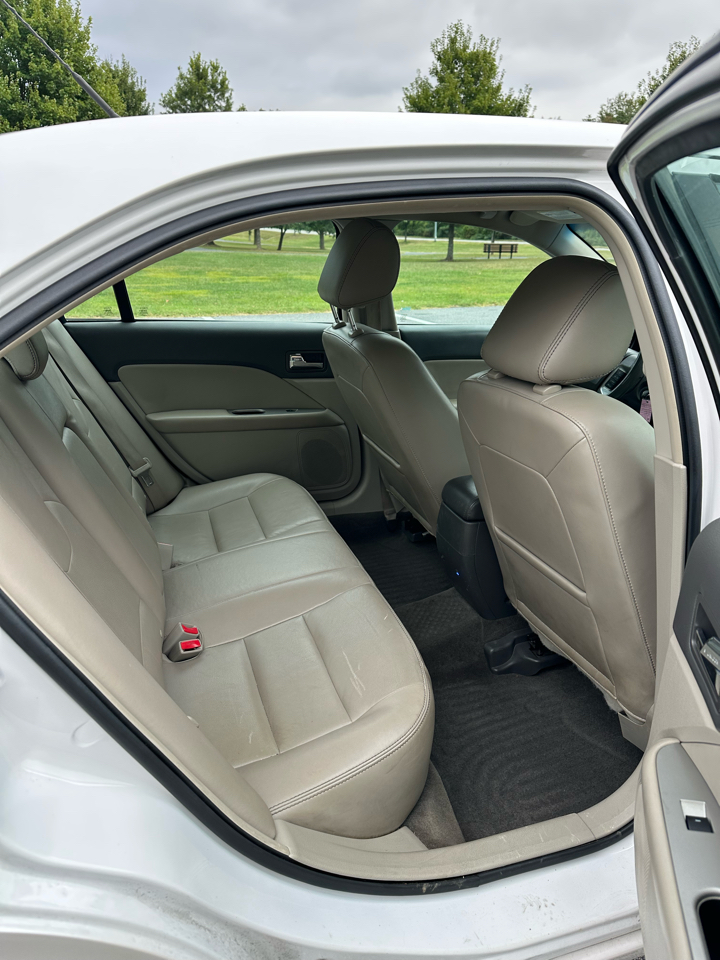 Ford Fusion I4 SEL 2011