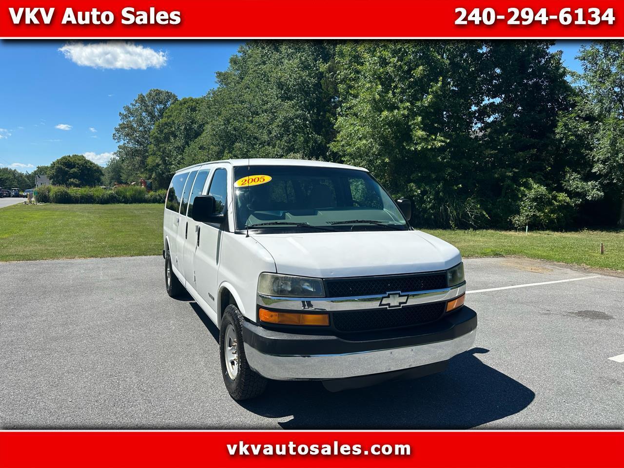 2005 Chevrolet Express 3500 Extended
