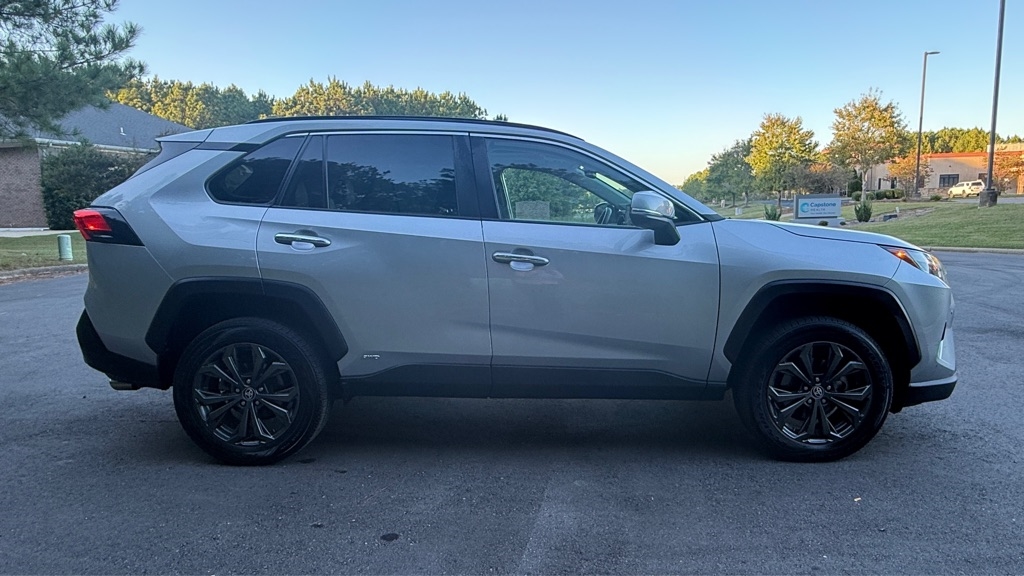 Toyota RAV4 Hybrid Limited 2023
