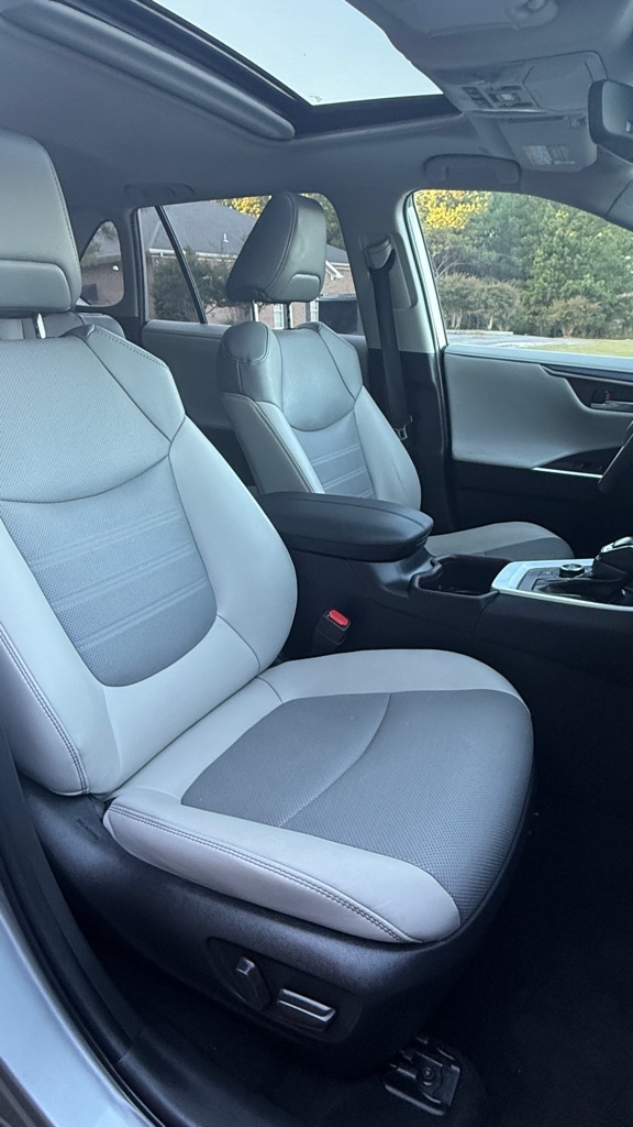 Toyota RAV4 Hybrid Limited 2023