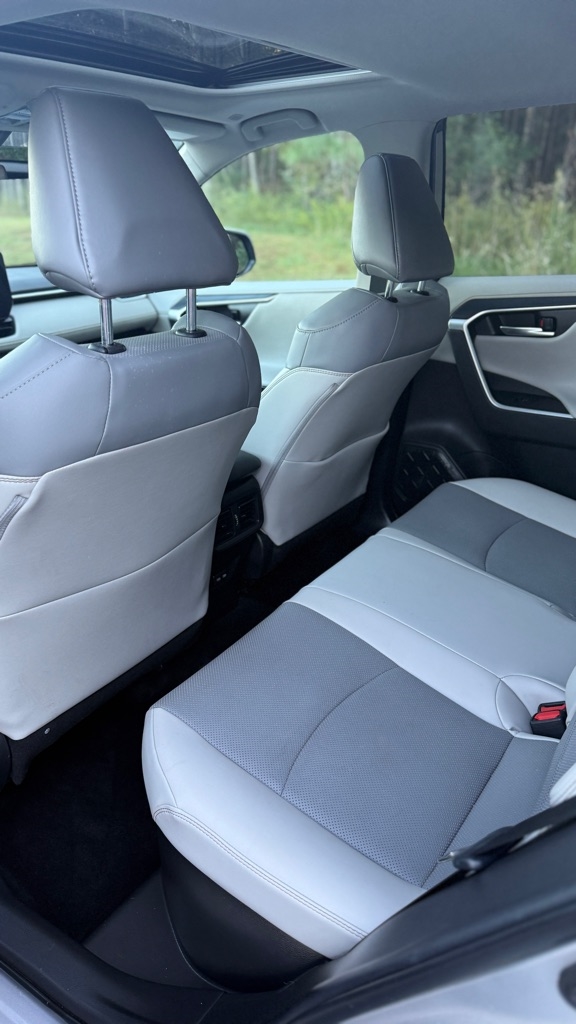 Toyota RAV4 Hybrid Limited 2023