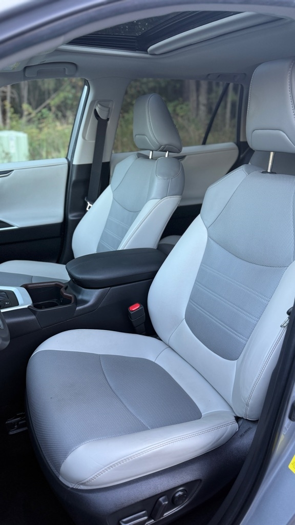 Toyota RAV4 Hybrid Limited 2023