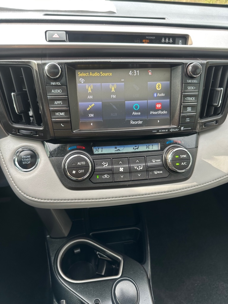 Toyota RAV4 XLE FWD 2018