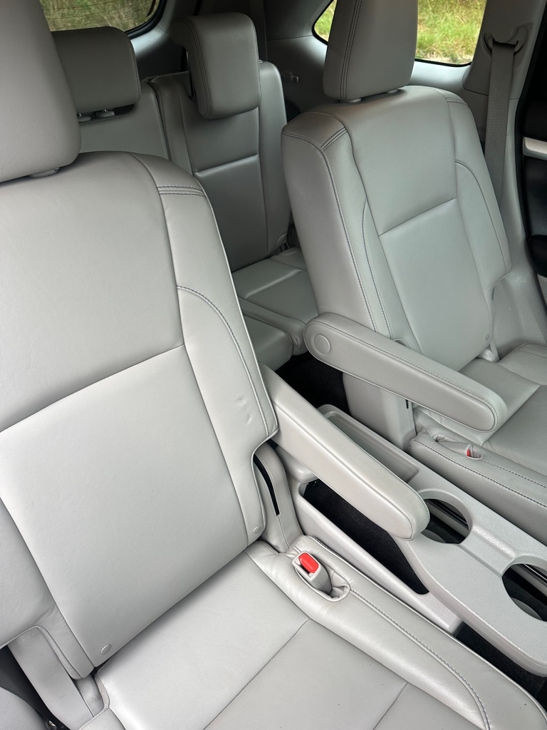 Toyota Highlander XLE FWD V6 2015 Toyota Highlander XLE FWD V6 2015