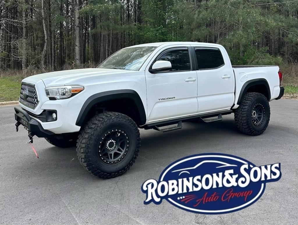 2018 Toyota Tacoma SR5 Double Cab Long Bed V6 6AT 4WD