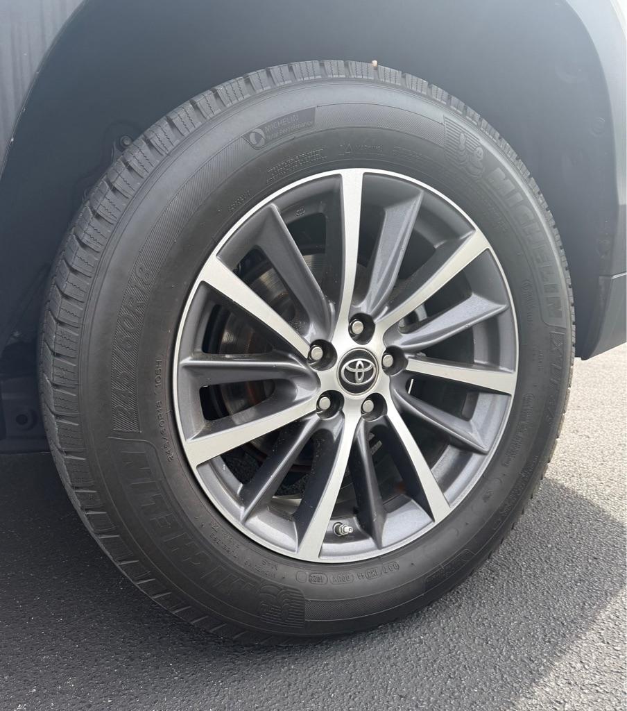 2018 Toyota Highlander XLE FWD V6