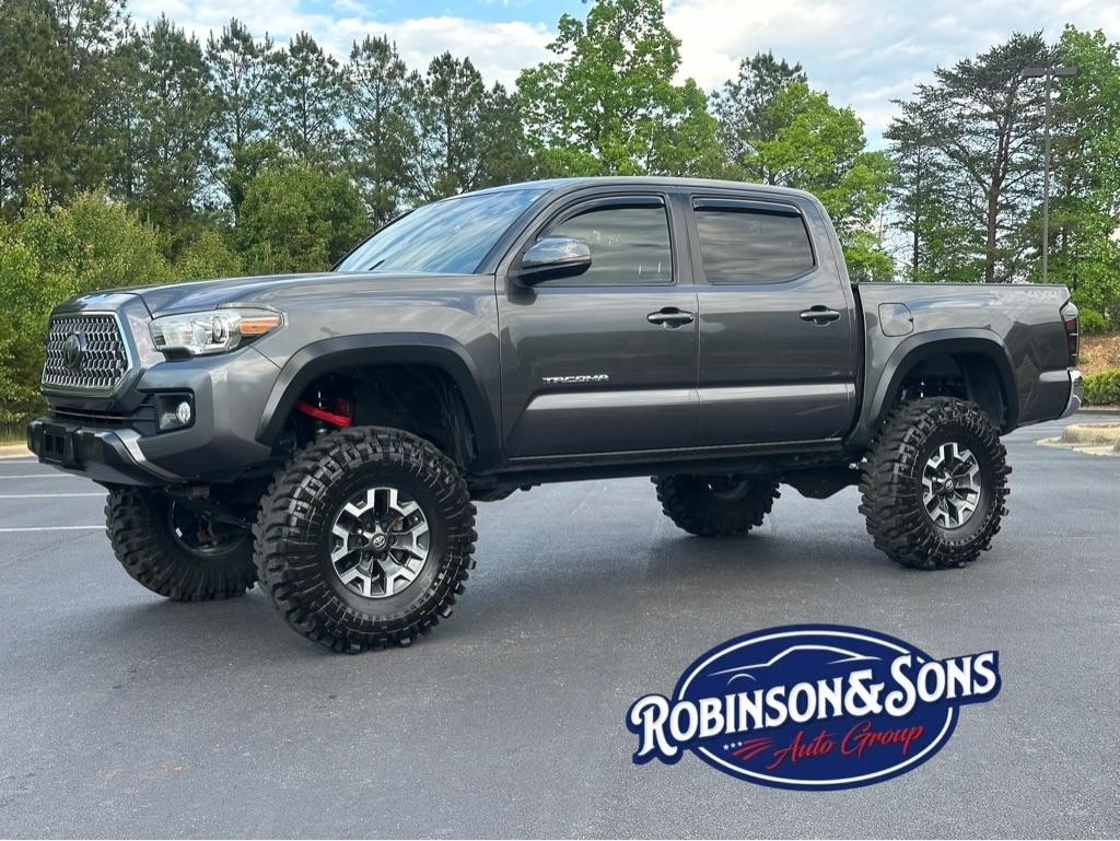 2018 Toyota Tacoma SR5 Double Cab Long Bed V6 6AT 4WD