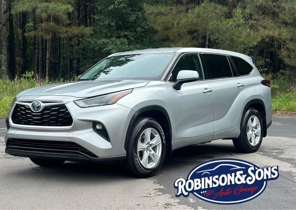 2022 Toyota Highlander Hybrid LE AWD