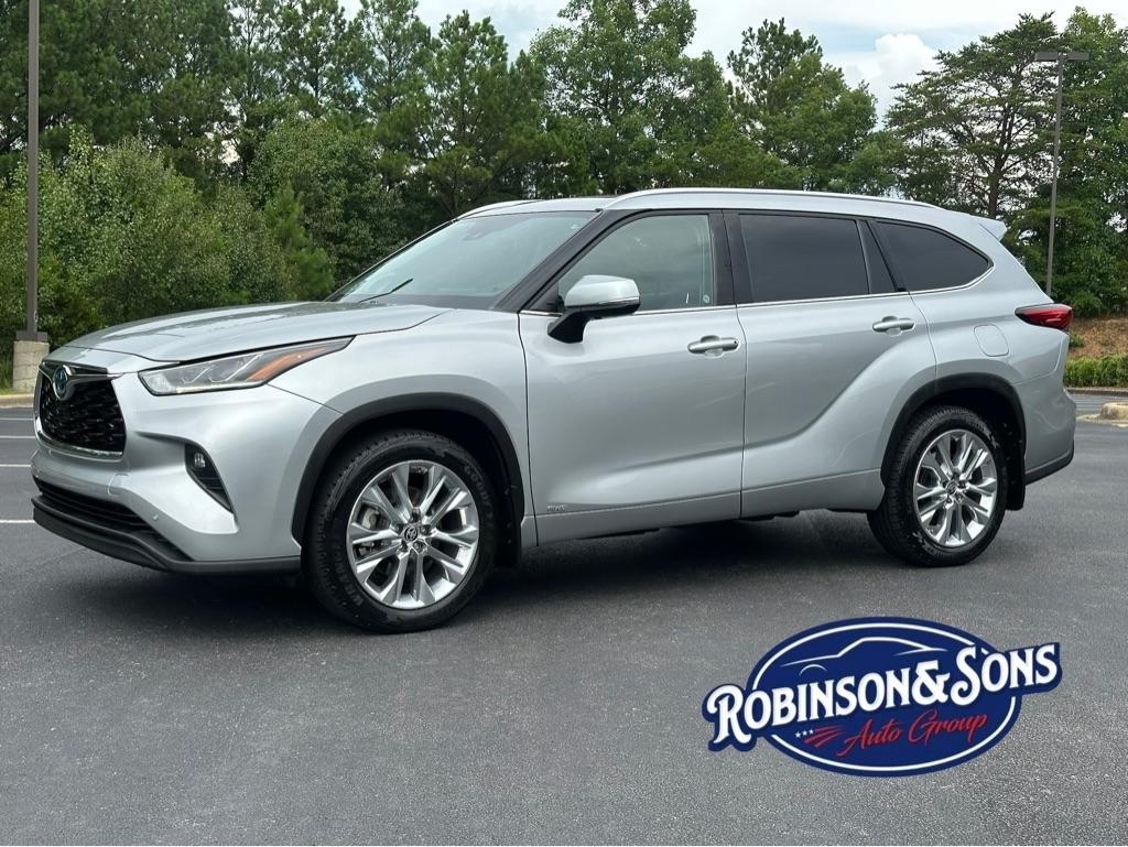 2023 Toyota Highlander Hybrid Limited AWD