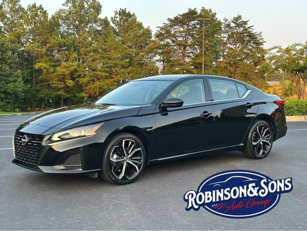 2025 Nissan Altima 2.5 SR