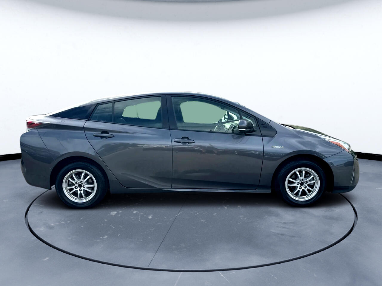 Toyota Prius Two 2018 Toyota Prius Two 2018